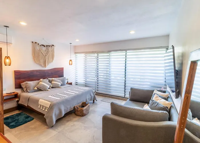Xamira Private Balcony Apartment *